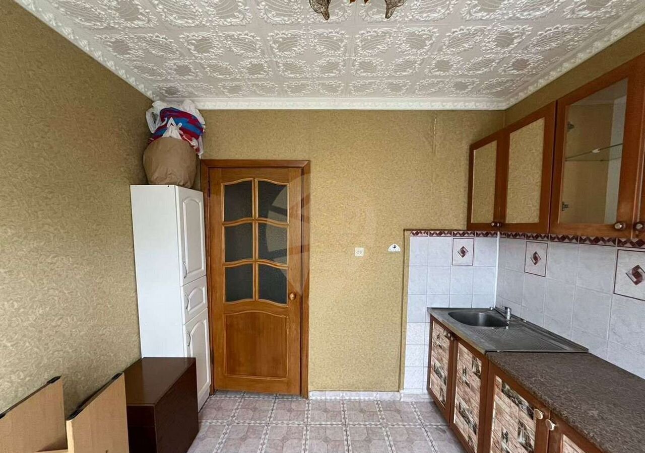 квартира г Старый Оскол мкр Звездный 8 фото 2