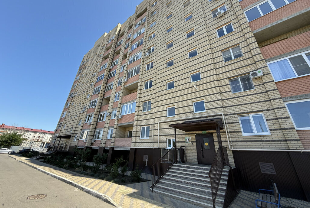 квартира р-н Ейский г Ейск ул Свободы 38/2 фото 1