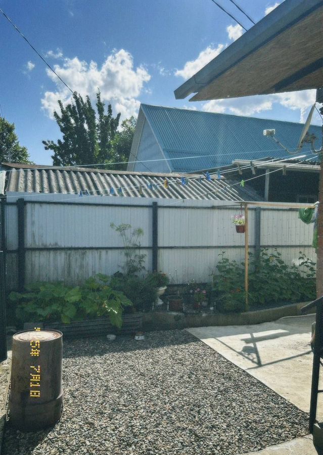 дом р-н Апшеронский г Апшеронск ул Луначарского 8 Апшеронское городское поселение фото 4