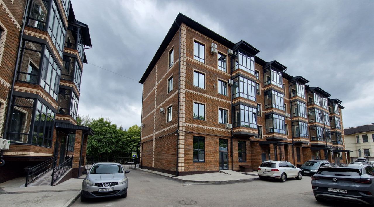 квартира г Ессентуки ул Орджоникидзе 97к/2 фото 16