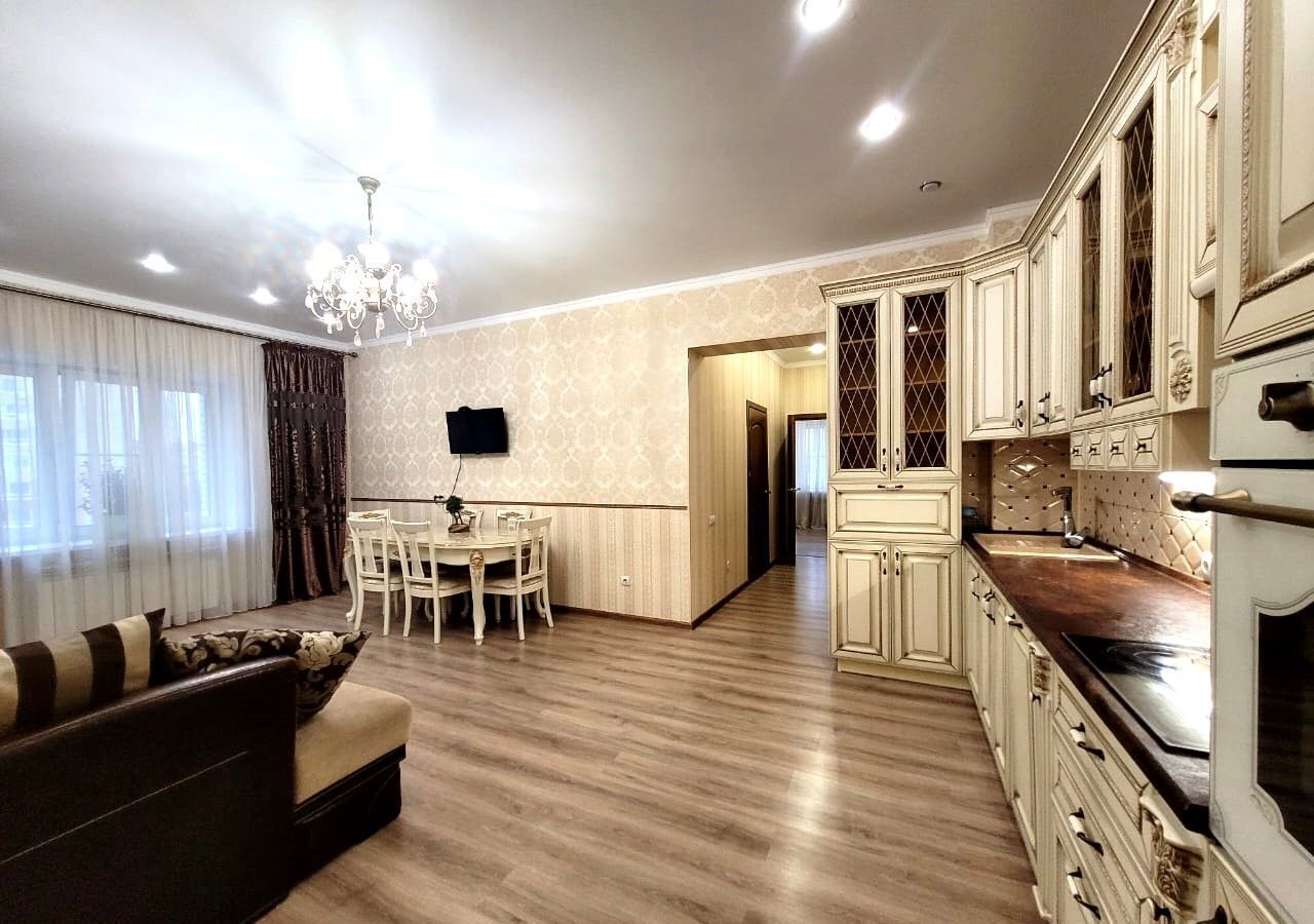 квартира г Омск р-н Центральный ул Волховстроя 24 фото 3