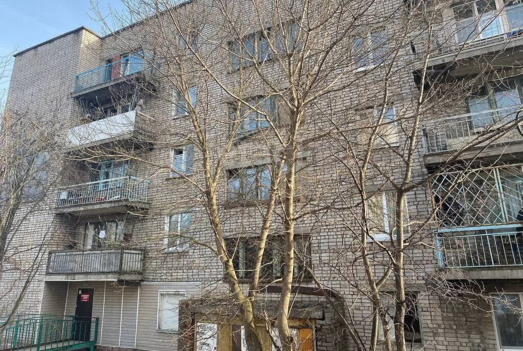 комната г Сарапул ул Азина 64 фото 15