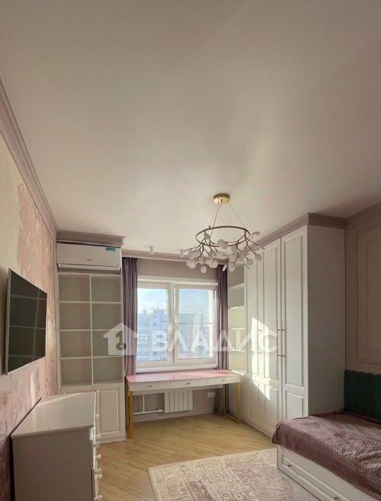 квартира г Красноярск р-н Свердловский наб Ярыгинская 15 фото 1