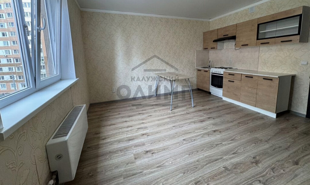 квартира г Калуга ул Хрустальная 44к/3 фото 2