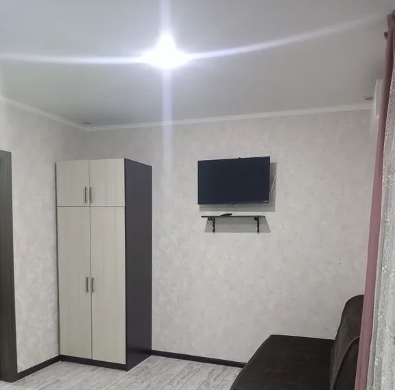 комната р-н Ейский г Ейск ул Морская 130 фото 3