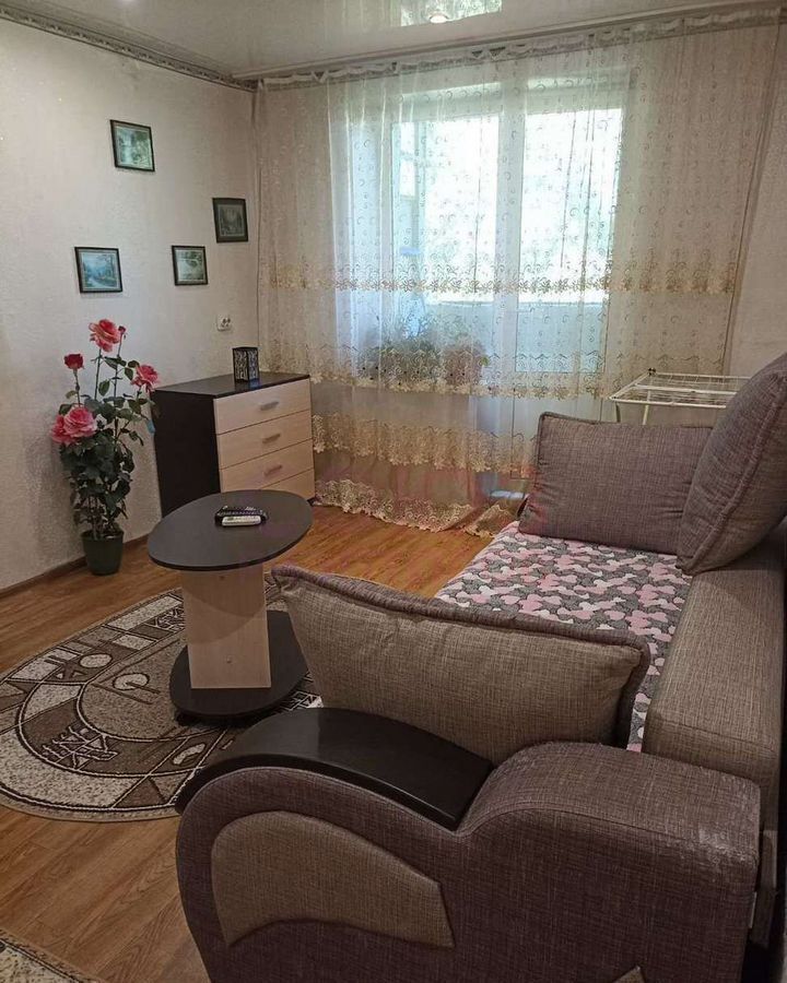 квартира г Волгоград мкр Ангарский р-н Дзержинский ул им. Воровского 7 фото 2