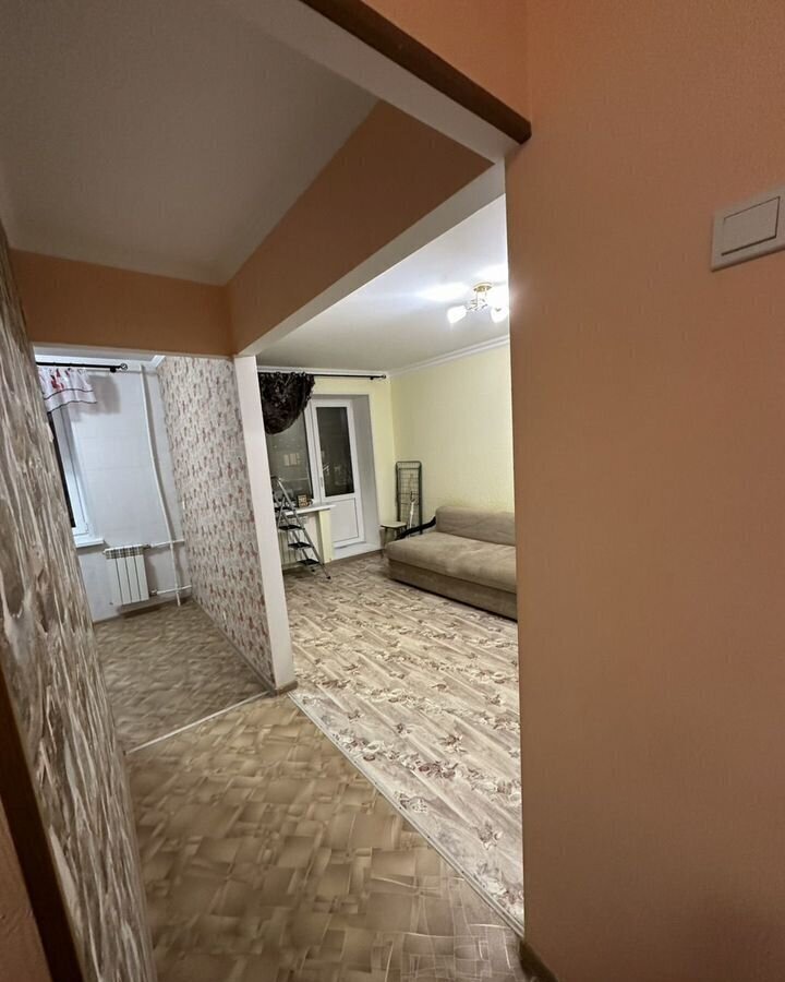 квартира г Тольятти р-н Центральный ул Мира 65 фото 2