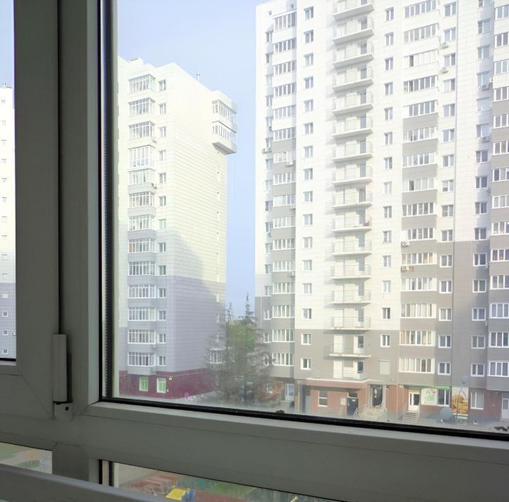 квартира г Омск р-н Кировский ул Конева 8к/1 фото 11