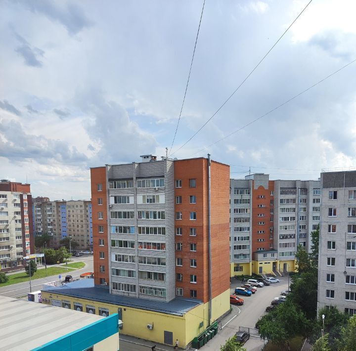 квартира г Тюмень р-н Восточный ул 30 лет Победы 142к/1 фото 8