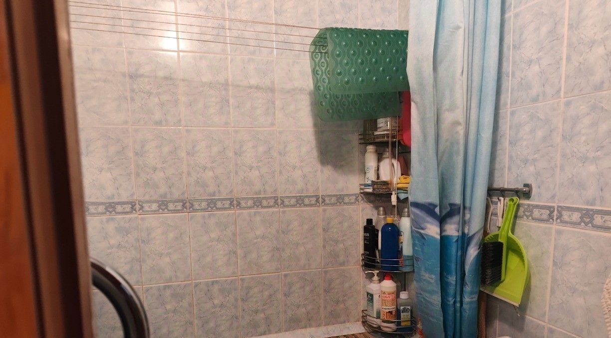 квартира г Волгоград р-н Кировский ул им. Быстрова 84б фото 3