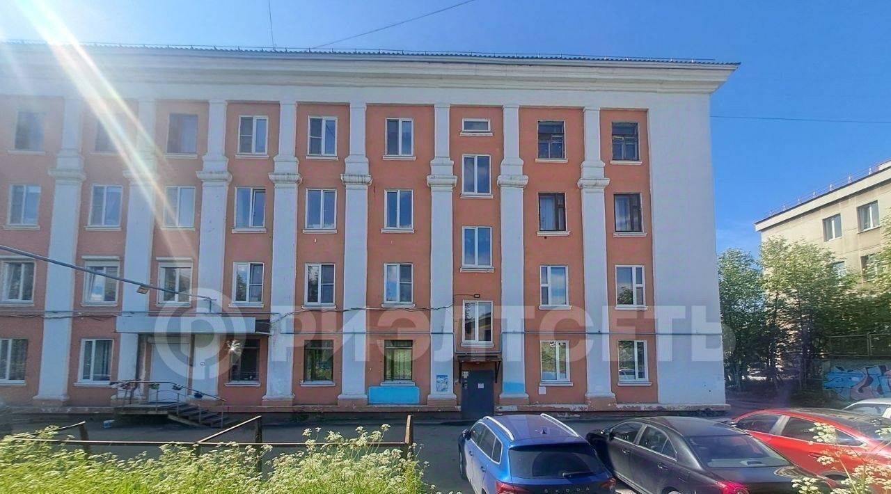 квартира г Мурманск р-н Октябрьский ул Шмидта 21 фото 9