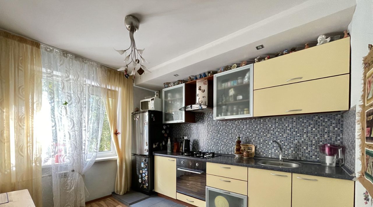 квартира г Омск р-н Кировский ул Конева 30/1 фото 2