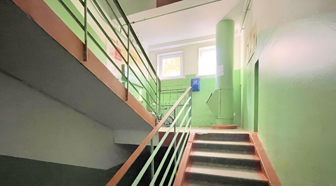 квартира г Омск р-н Кировский ул Конева 30/1 фото 27