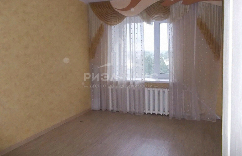 квартира г Брянск рп Радица-Крыловка Бежицкий район ул Молодой Гвардии 71а фото 2
