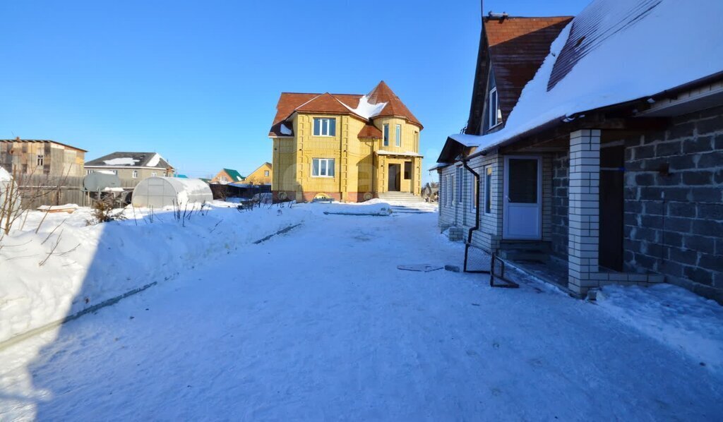 дом г Ялуторовск ул Бородина 57 фото 1