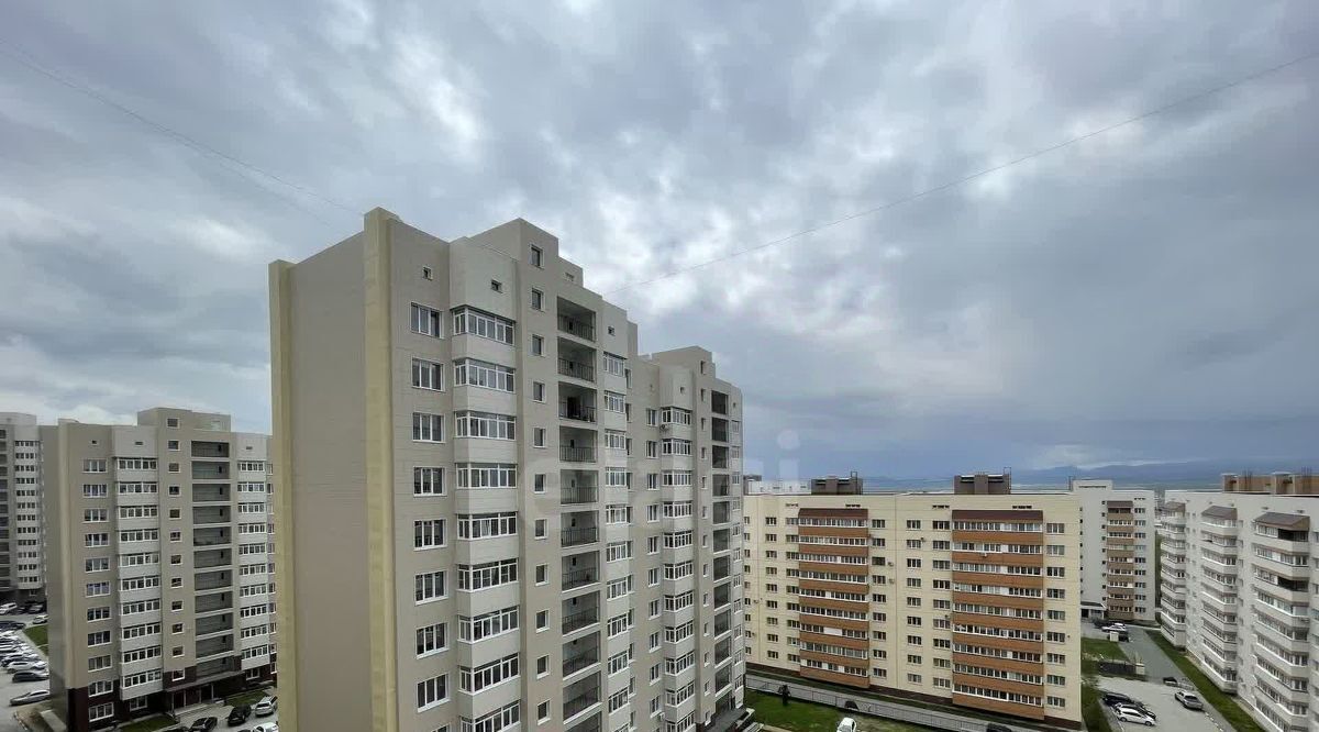 квартира г Южно-Сахалинск ул Больничная 2к/7 фото 12