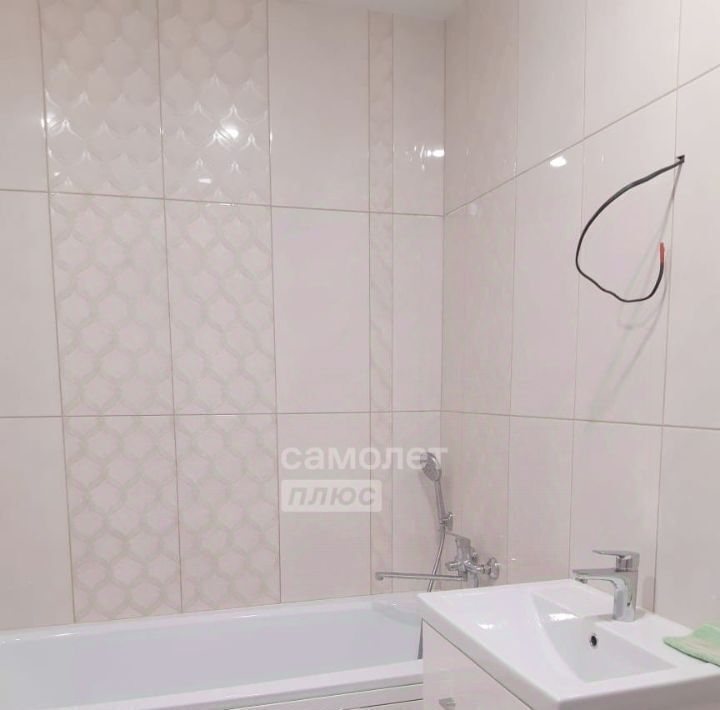 квартира г Липецк р-н Октябрьский ул Свиридова И.В. 20к/1 фото 4