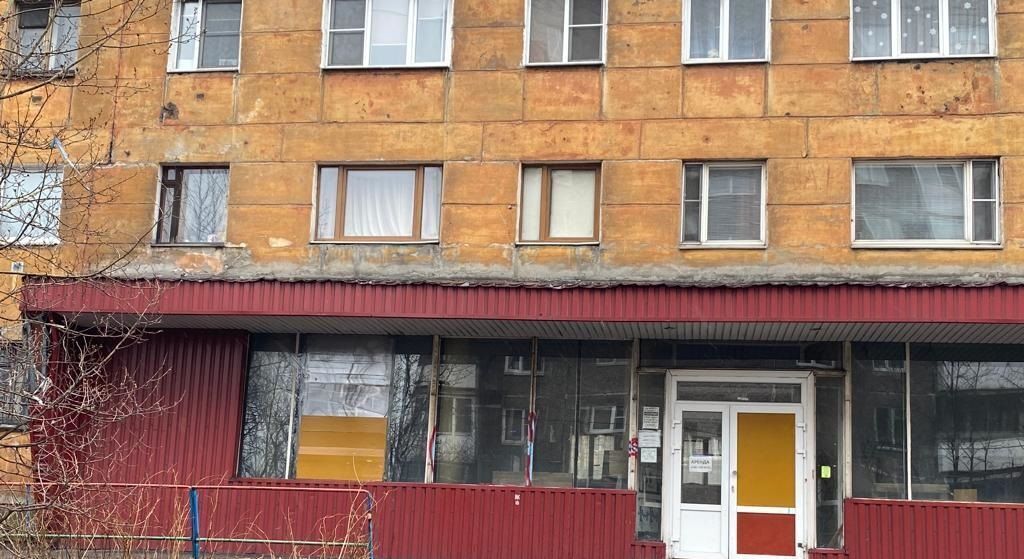 свободного назначения г Мурманск р-н Ленинский ул Коминтерна 17 фото 1