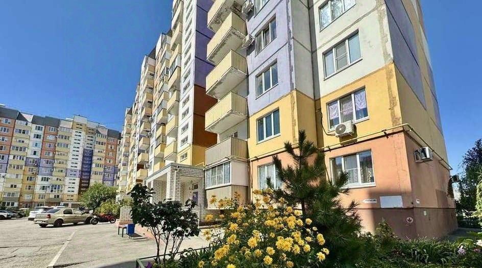 квартира г Волжский ул им генерала Карбышева 110 фото 1