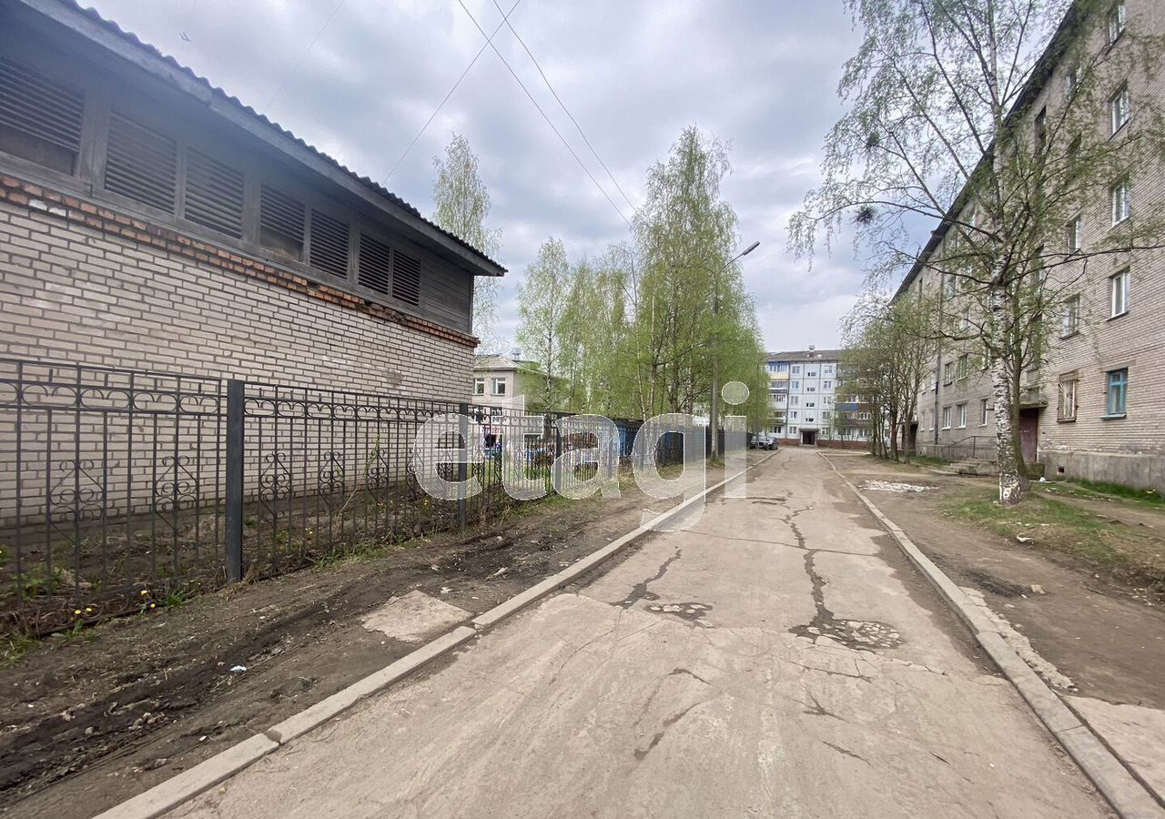 квартира г Новодвинск ул 50-летия Октября 50к/1 фото 17