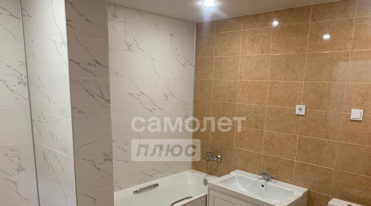 квартира г Омск р-н Центральный ул 10 лет Октября 203 фото 15