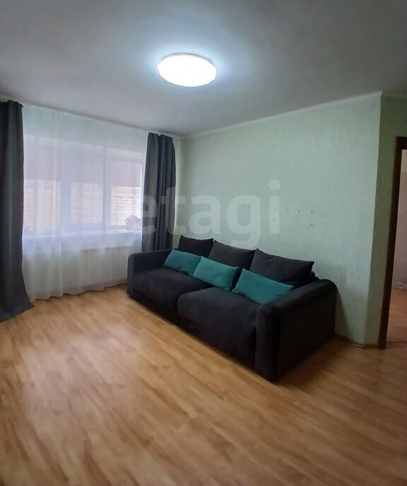 квартира г Ялуторовск ул Ватутина 1 фото 6
