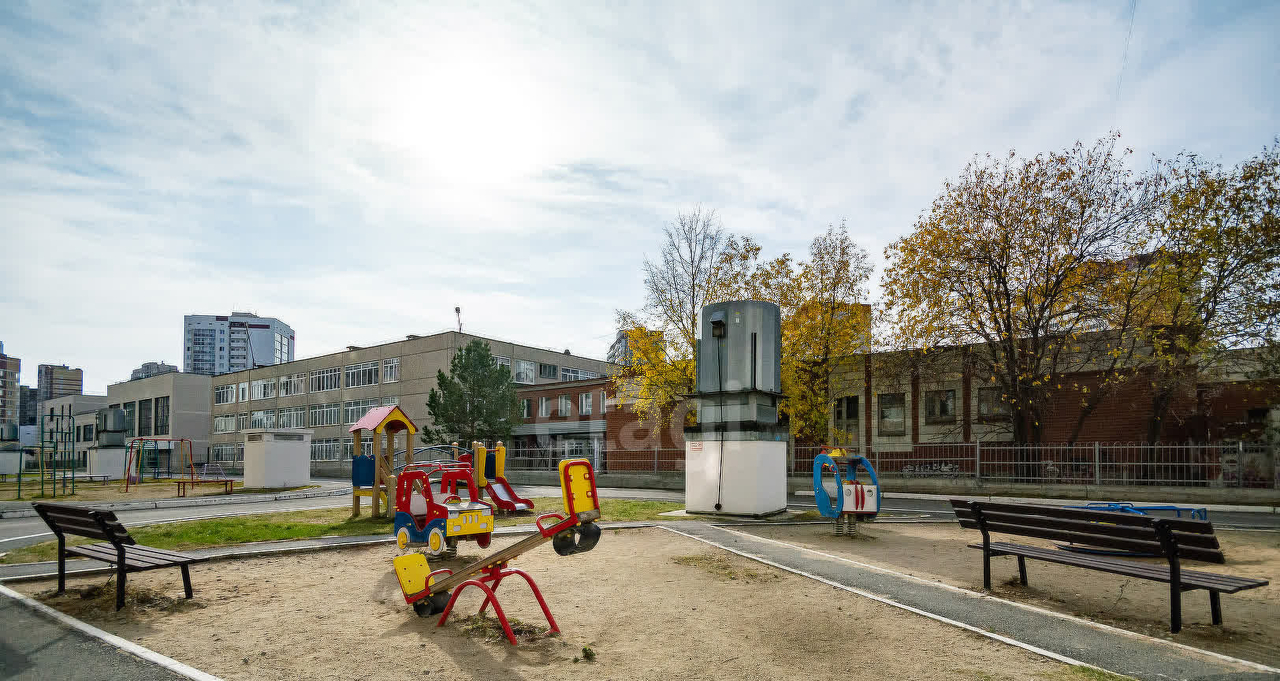квартира г Екатеринбург Краснолесье ул Краснолесья 26 фото 10