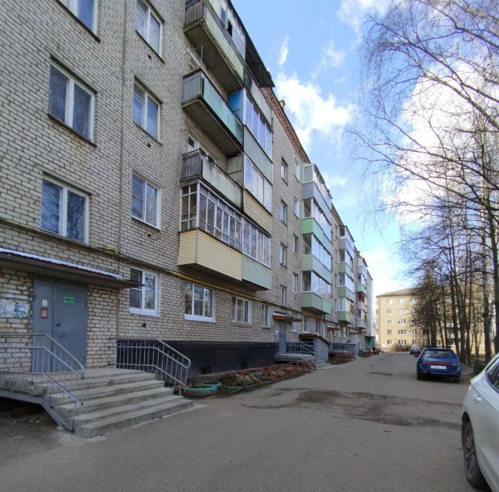 квартира р-н Угличский г Углич мкр Солнечный 12 фото 2