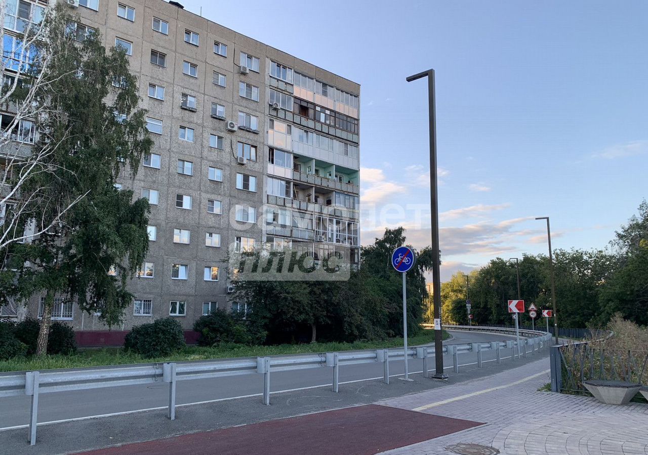 квартира г Омск р-н Центральный ул Чехова 3 фото 2