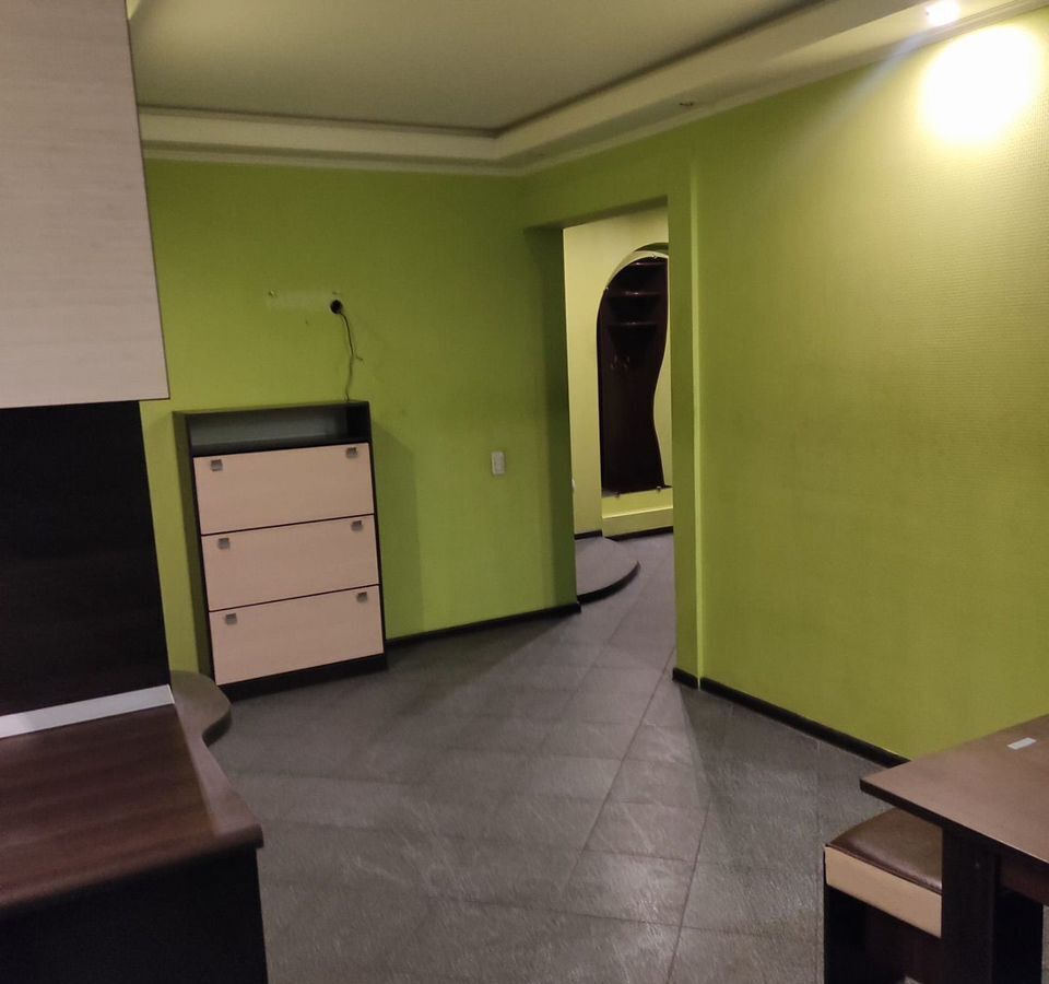 квартира г Новокузнецк р-н Центральный ул Франкфурта 6 фото 4