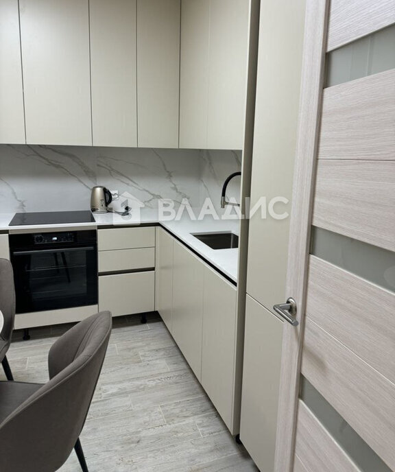 квартира г Благовещенск ул Шафира 62/2 фото 2
