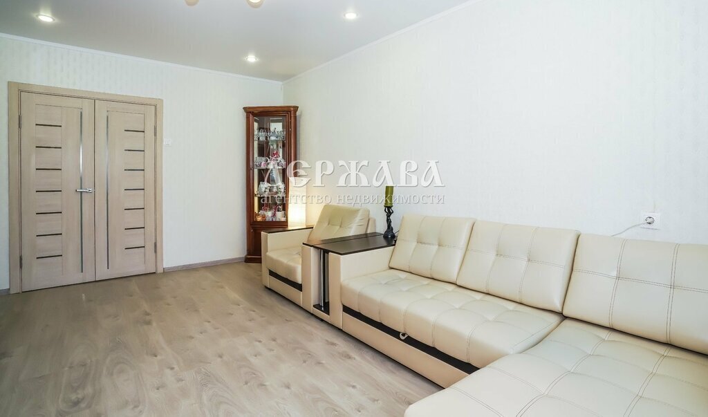 квартира г Старый Оскол микрорайон Жукова 21 фото 6