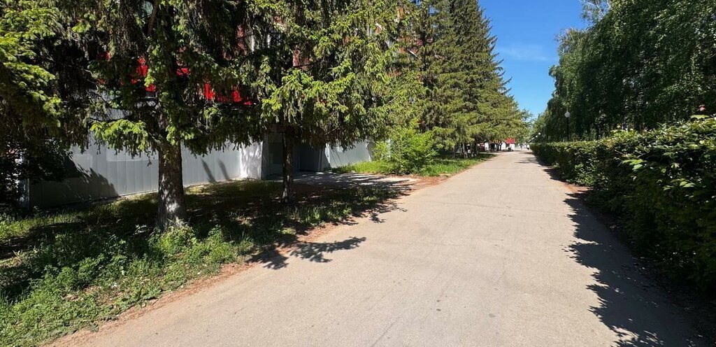 торговое помещение г Тольятти р-н Автозаводский б-р Буденного 16 фото 11