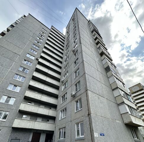 р-н Кировский ул Рокоссовского 18/3 Кировский АО фото