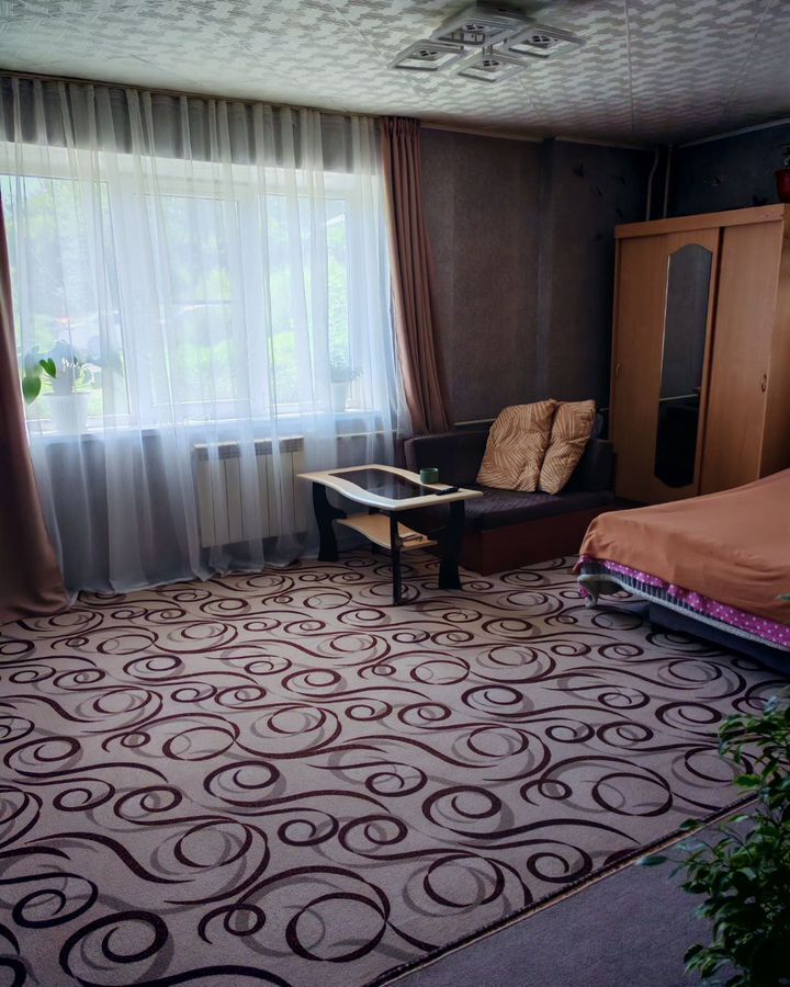 квартира г Златоуст ул им И.М.Мельнова 1 фото 1