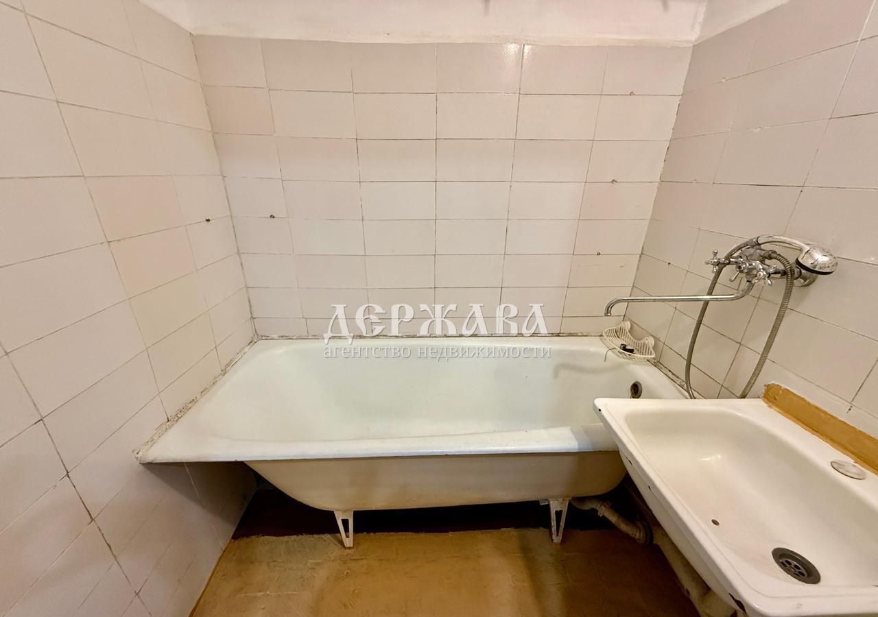 квартира г Старый Оскол мкр-н Макаренко, 33Б фото 9