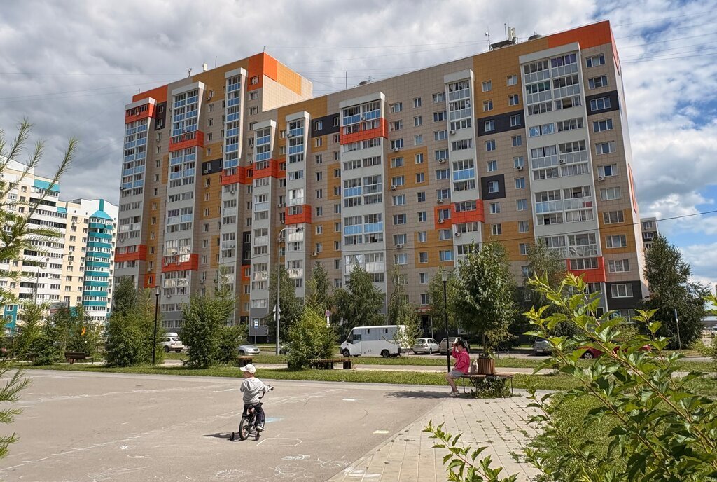 квартира г Барнаул р-н Индустриальный ул Сергея Ускова 25 фото 3