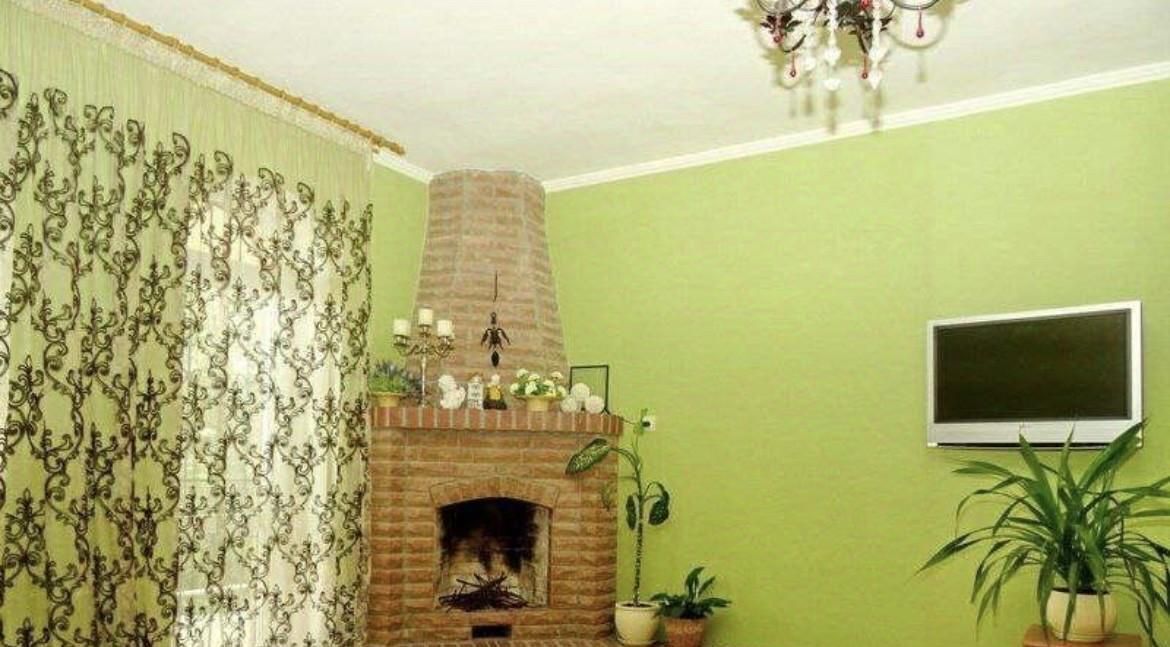 дом г Алушта пгт Партенит ул Фрунзенское шоссе 20/2 фото 8