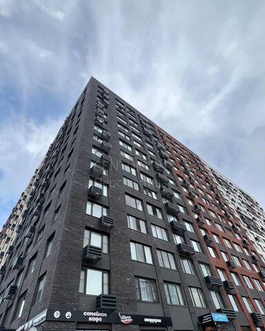 метро Коммунарка метро Новохохловская б-р Скандинавский 1к/1 Новомосковский административный округ, Московская область фото