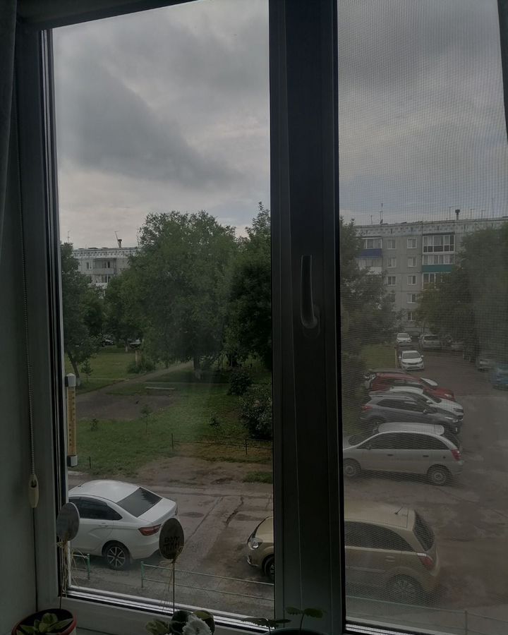 квартира г Белово Кемеровская обл. - Кузбасс, 3-й мкр-н, 79 фото 2