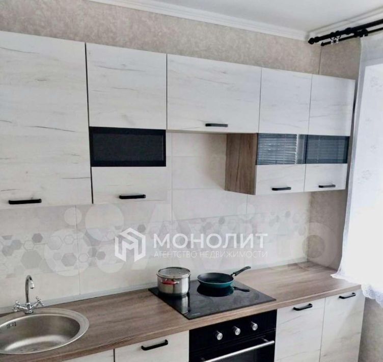 квартира г Старый Оскол Интернациональный микрорайон 14 фото 1