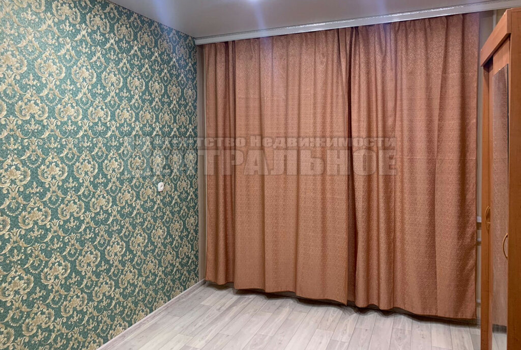 квартира г Смоленск ул Молодежная 16 фото 2