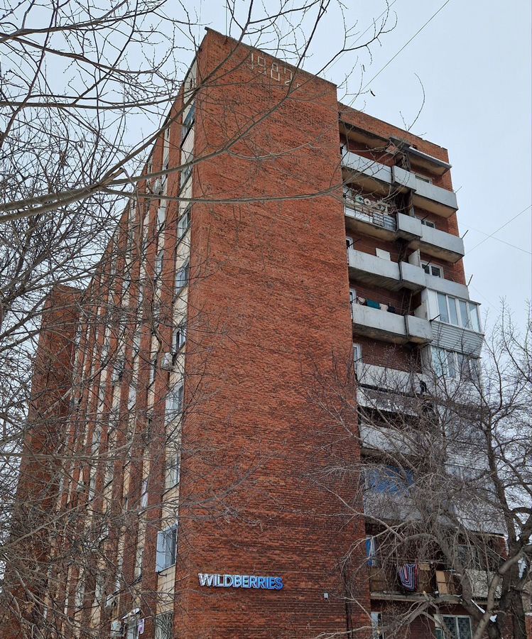 комната г Омск р-н Центральный ул 10 лет Октября 141 фото 1