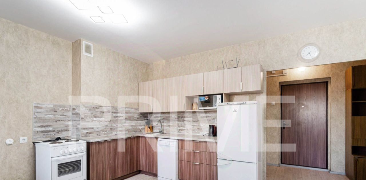 квартира г Омск р-н Кировский ул Леонида Маслова 1 фото 5