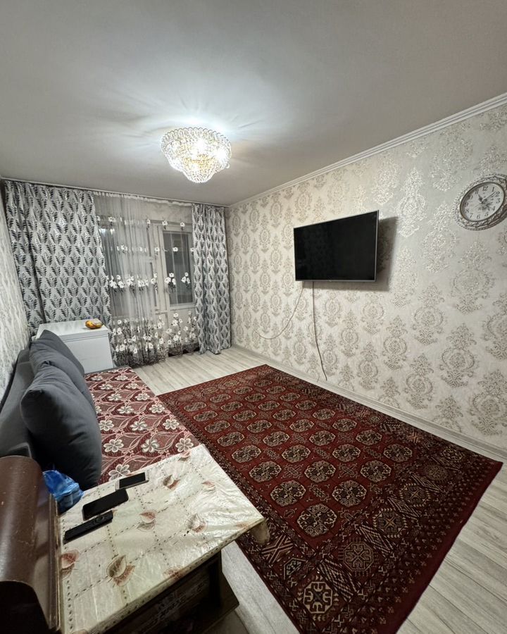 квартира г Омск р-н Центральный ул Арнольда Нейбута 64 фото 7