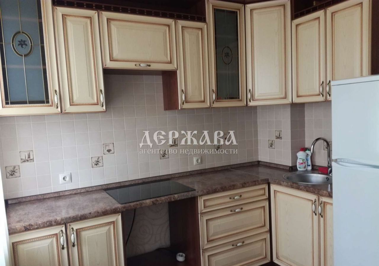квартира г Старый Оскол мкр-н Дубрава, квартал 1, 16 фото 1