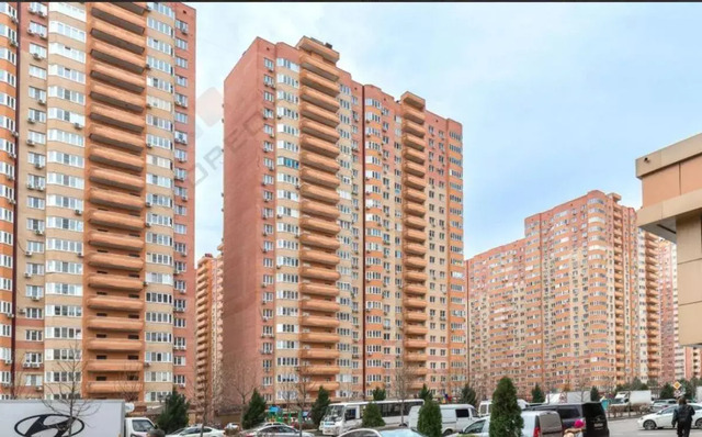 р-н Прикубанский ул им. Героя Яцкова И.В. 17 фото