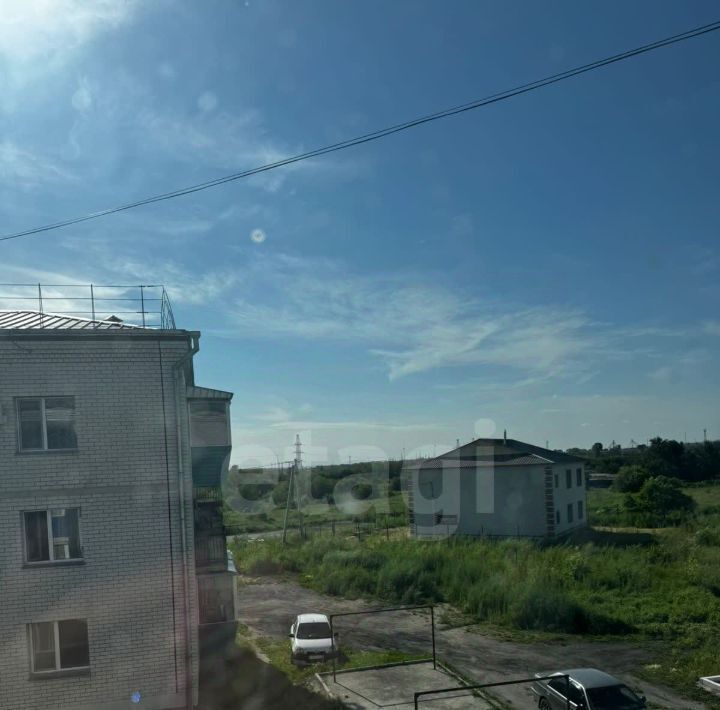 квартира г Белогорск ул 50 лет Комсомола 98в фото 10