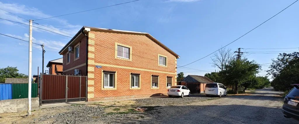 комната р-н Ейский г Ейск ул Кухаренко 11 фото 1
