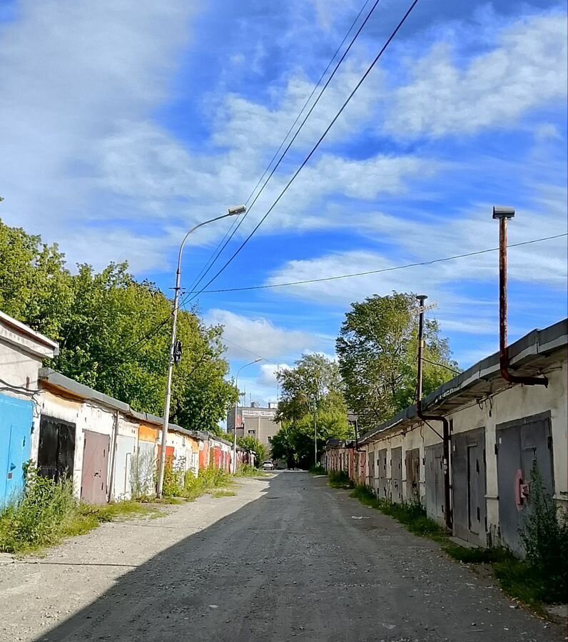 гараж г Нижний Тагил р-н Тагилстроевский мкр-н Центр фото 11
